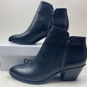 frye & co. Leather Side Zip Booties Cody Black 11